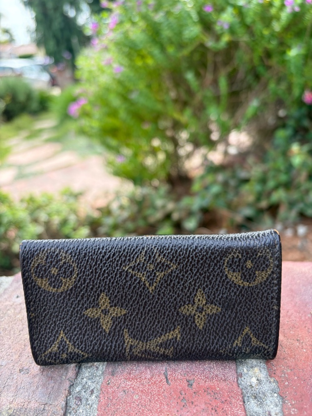 Rare Louis Vuitton Amiet Monogram KeyCase France Datecode Inside Authentic - Picture 3 of 13